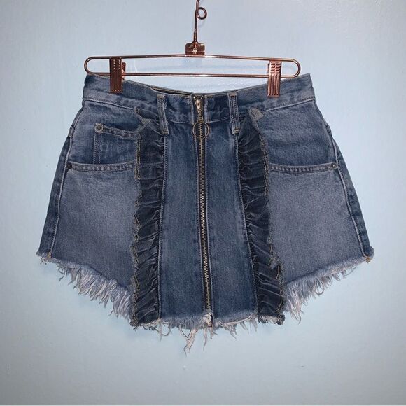 CARMAR Denim Skirt Size 28 - Picture 1 of 6
